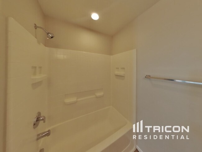 Building Photo - 9169 Promising Ct