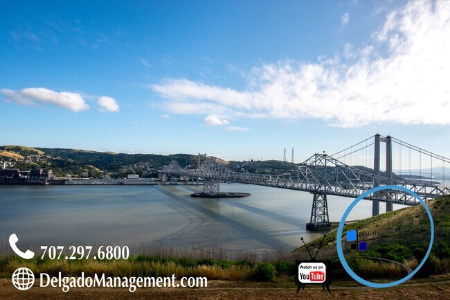 Building Photo - Glen Cove! Large one bedroom