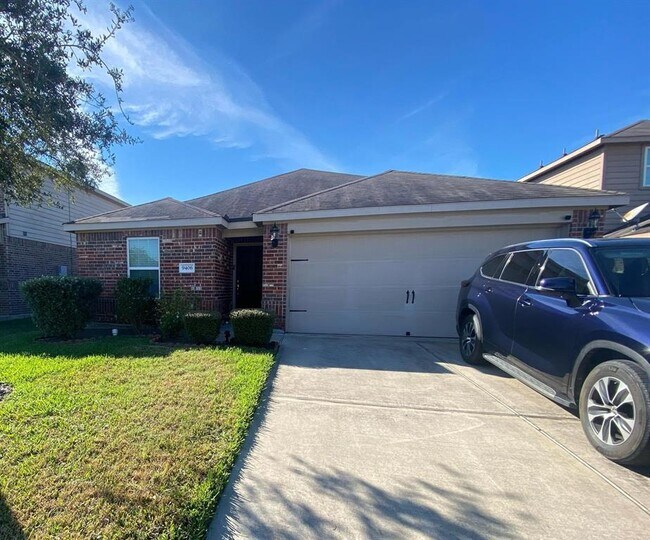 Primary Photo - 9406 Gold Mountain Dr