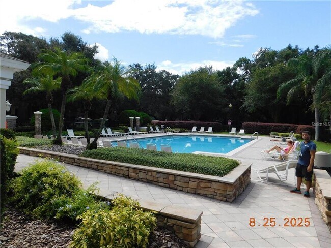 Building Photo - 6100 Stevenson Dr