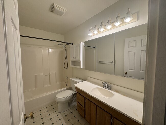 Building Photo - 1436 Avenue D