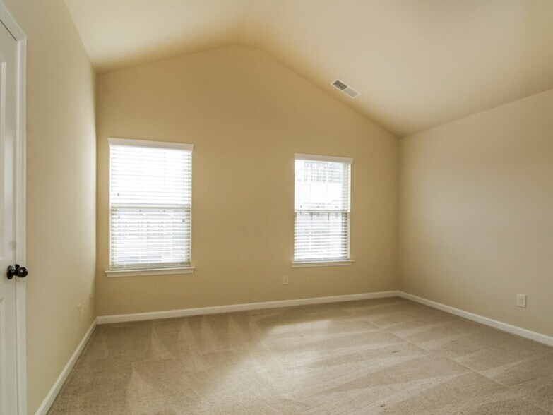 Building Photo - 2345 Morgan Farm Dr
