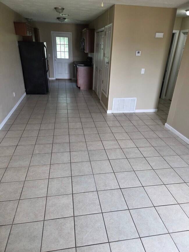 Building Photo - Unit 1