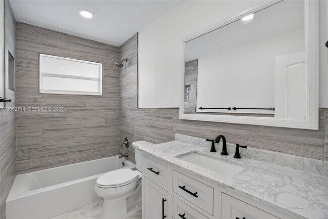 Building Photo - 9531 NW 20th Pl
