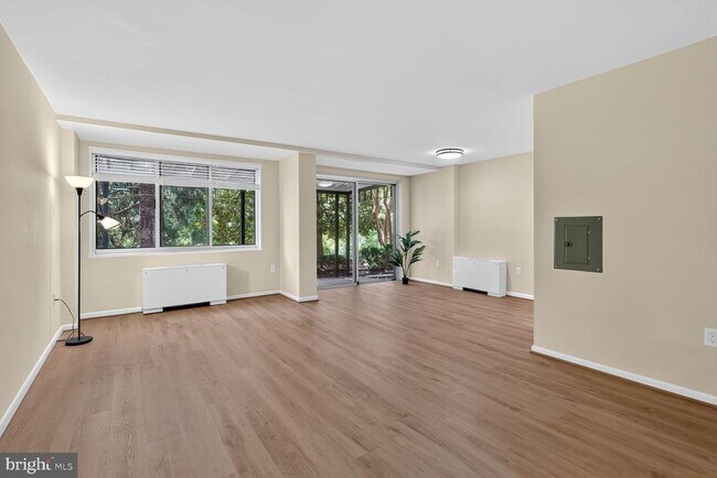 Building Photo - 10500 ROCKVILLE PIK