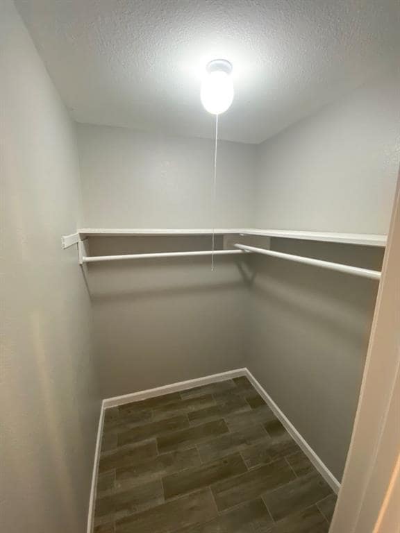 Building Photo - 2110 Hilton Head Dr