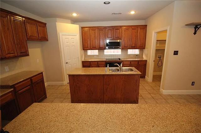 Building Photo - 1126 Arbor Park Dr