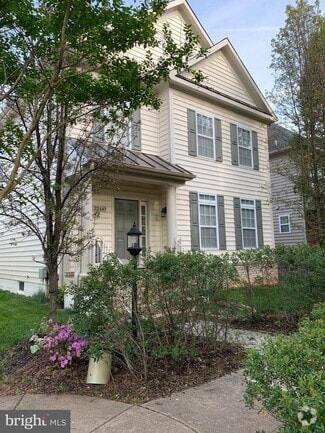 Building Photo - 22643 Tivoli Ln