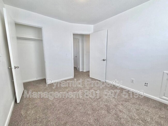 Building Photo - 1347 W 700 S