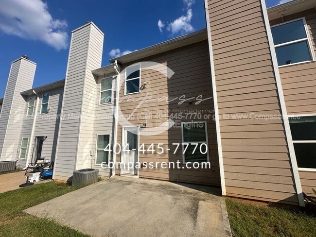 Building Photo - 113 Squarewood Ln NW
