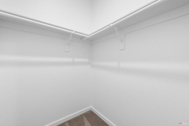 Building Photo - 655 Honey Bee Rd