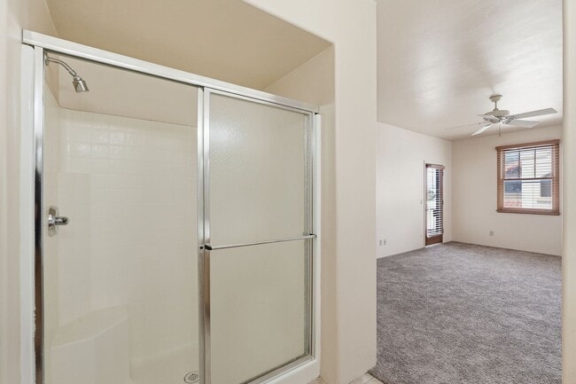 Building Photo - 630 Harvill Dr