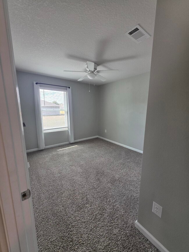 Building Photo - 3123 Van Day Way