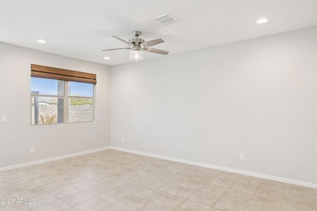 Building Photo - 33974 Beeblossom Trl