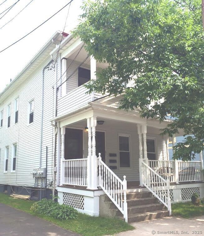 Building Photo - 83 Foster St