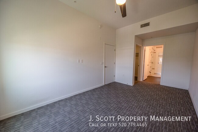 Building Photo - 1130 N 2nd St