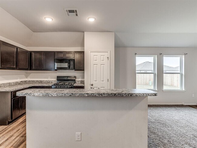 Building Photo - 1125 S Appaloosa Ln