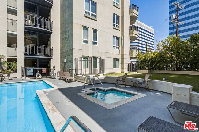Building Photo - 12222 Wilshire Blvd