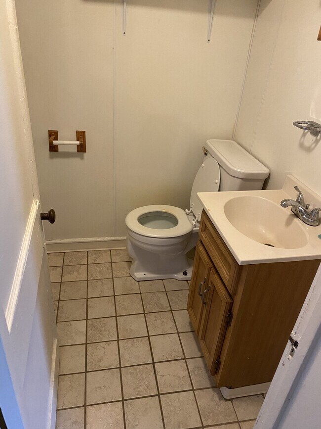 Building Photo - 502 Green Street