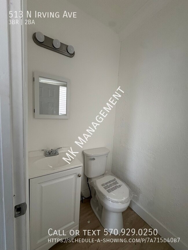 Building Photo - 513 N Irving Ave