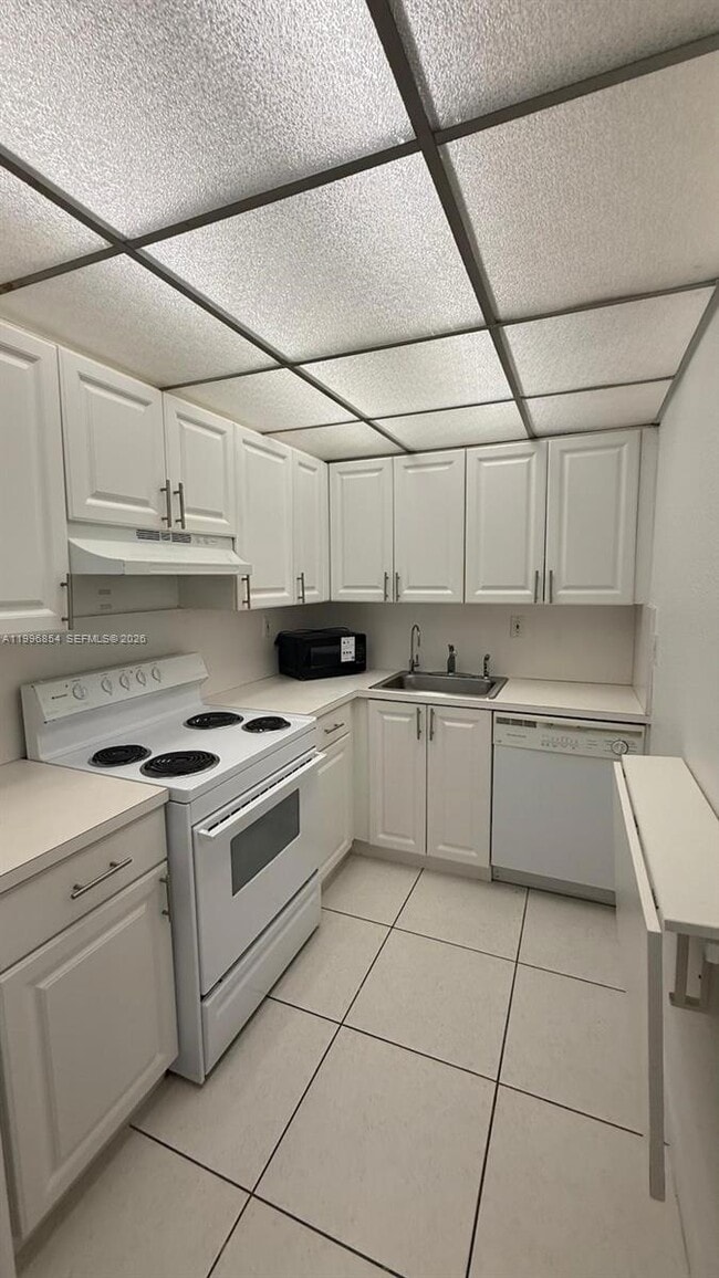 Building Photo - 17530 NW 68th Ave