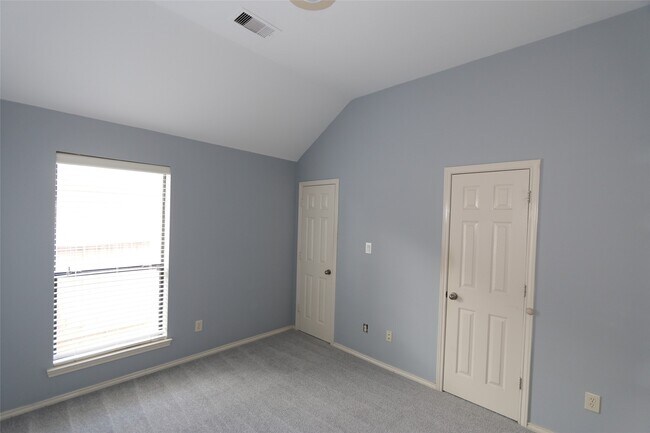 Building Photo - 11031 Anilu Dr