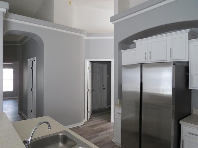 Building Photo - 16625 Palm Spring Dr