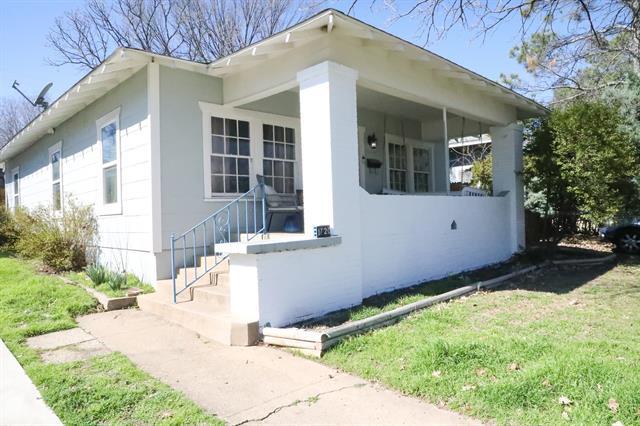 Primary Photo - 1720 Belle Pl