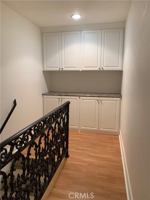 Building Photo - 292 Alpine St