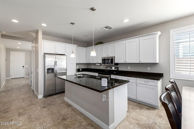 Building Photo - 11410 N 50th Ln