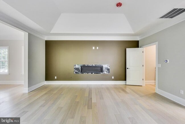 Building Photo - 3104 Sleepy Hollow Rd