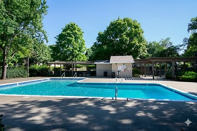 Building Photo - 12808 W 108th St