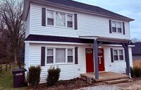 Building Photo - 612 Poplar St
