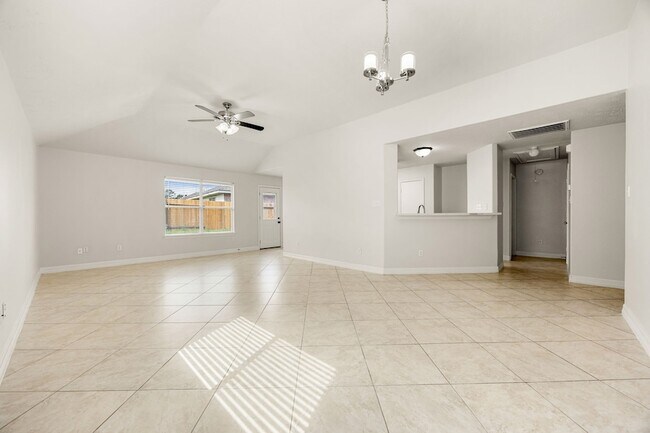 Building Photo - 29123 Foxingham Cir