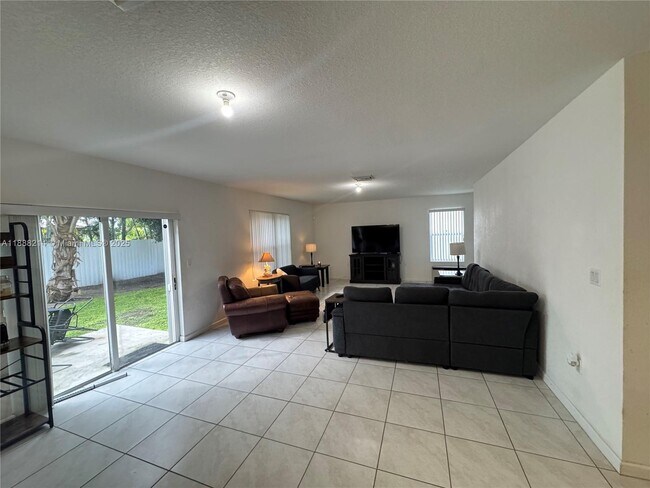 Building Photo - 29380 SW 143rd Pl