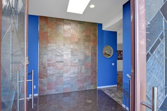 Building Photo - 73543 Juniper St