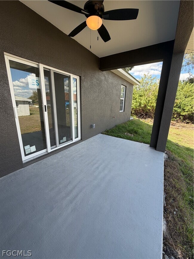 Building Photo - 721 Ivan Ave S