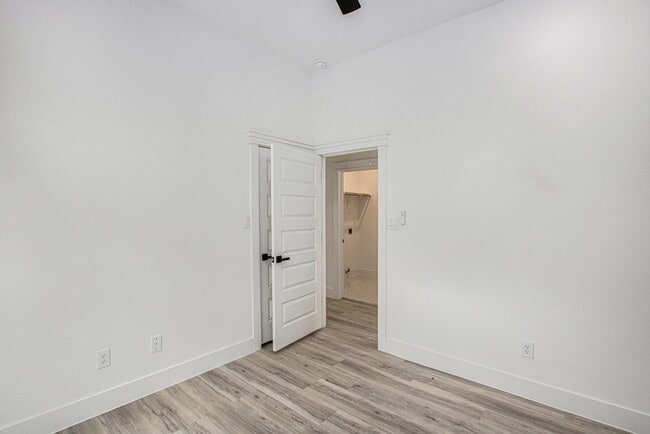 Building Photo - 3652 Seabrook St