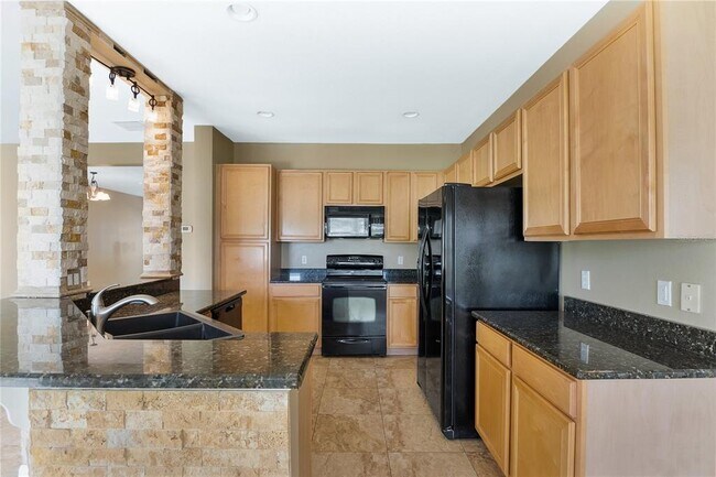 Building Photo - 10706 Cypress Trail Dr