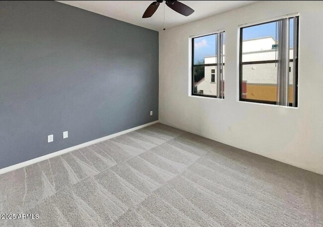 Building Photo - 123 N Washington St