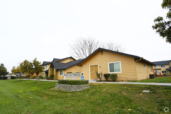 Building Photo - Rose Valley Apartments