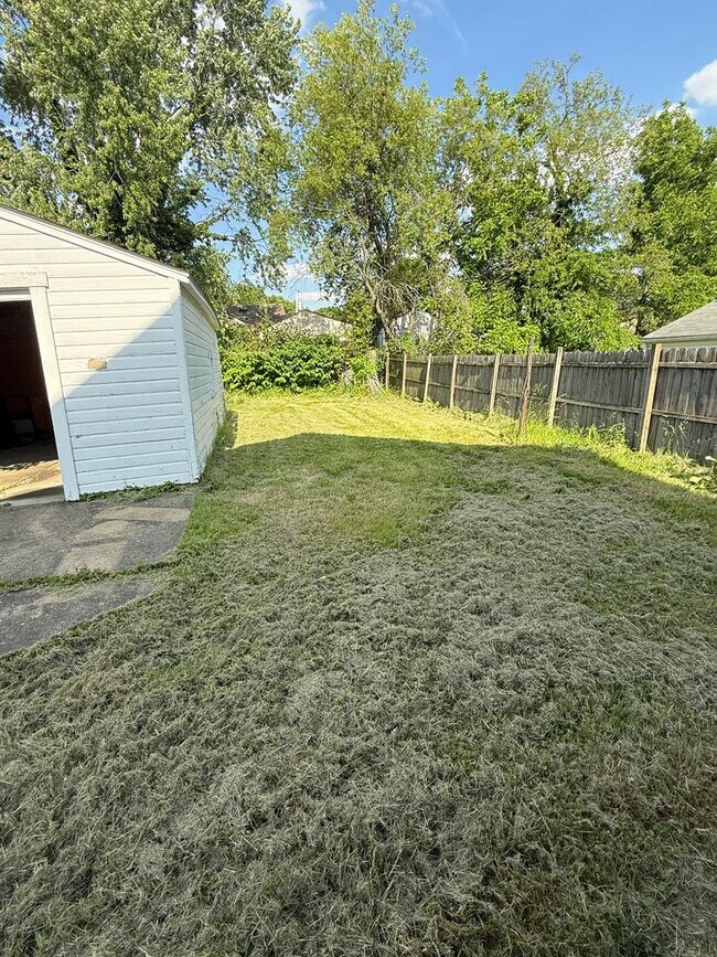 Building Photo - Completely remodeled 3 Bedroom 2 Story Homes for Rent
