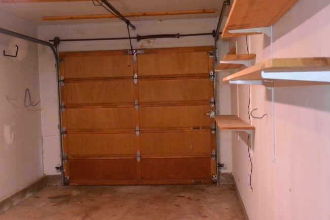 Building Photo - 8307 NE Starflower Ct