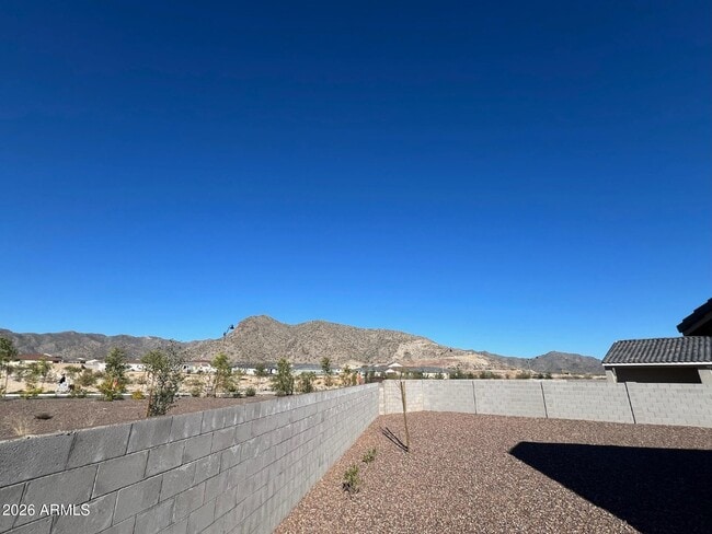 Building Photo - 5816 N 202nd Ln