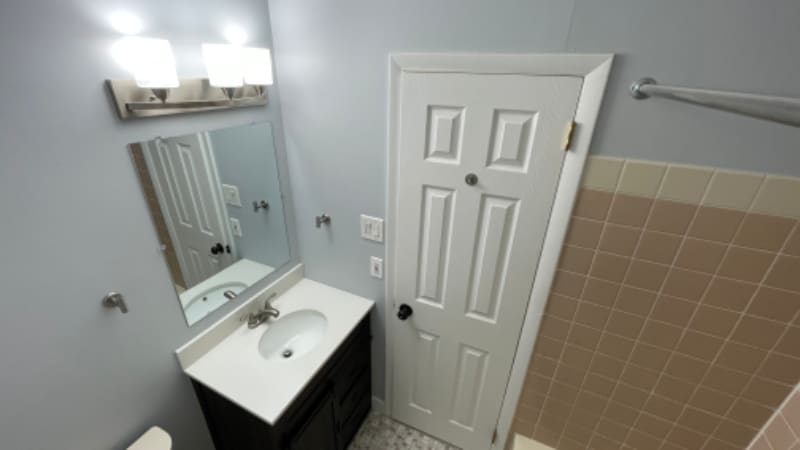 Building Photo - 9144 Ellie Dr