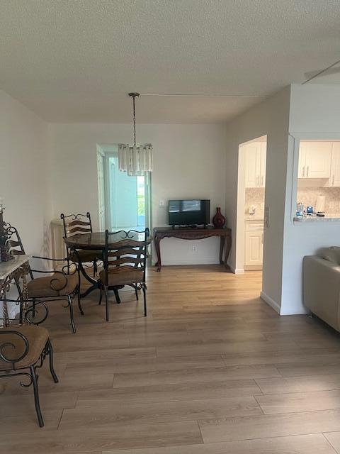 Building Photo - 90 Mansfield C