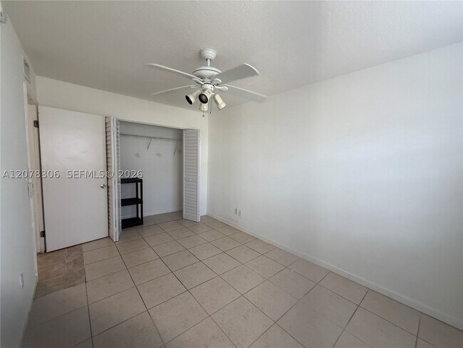 Building Photo - 18226 Mediterranean 3-16