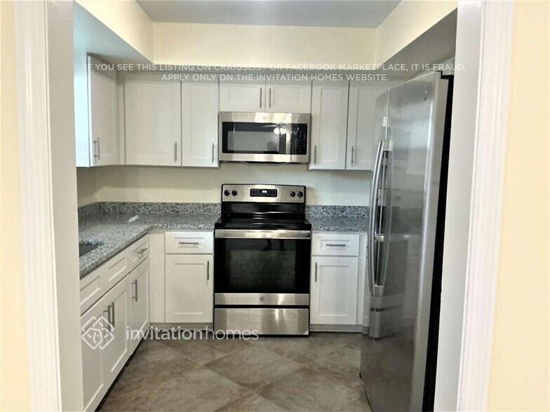 Building Photo - 424 Crosswinds Dr