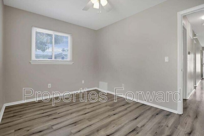 Building Photo - 2779 Woodgrove Dr