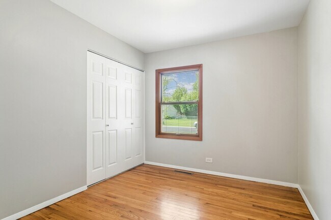 Building Photo - 1525 N Patton Ave